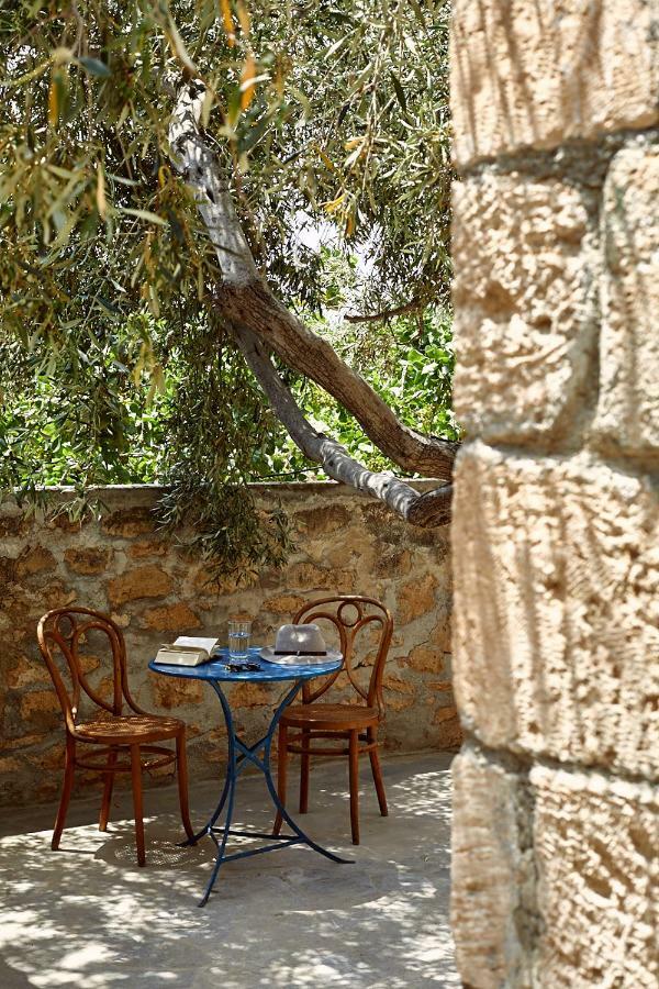 Nikolaou residence Aegina Exterior foto